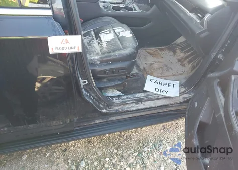 2018 Chevrolet Traverse 3Lt from USA, damaged, VIN 1GNERHKW2JJ277750